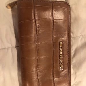 Tan Michael Kors Wallet